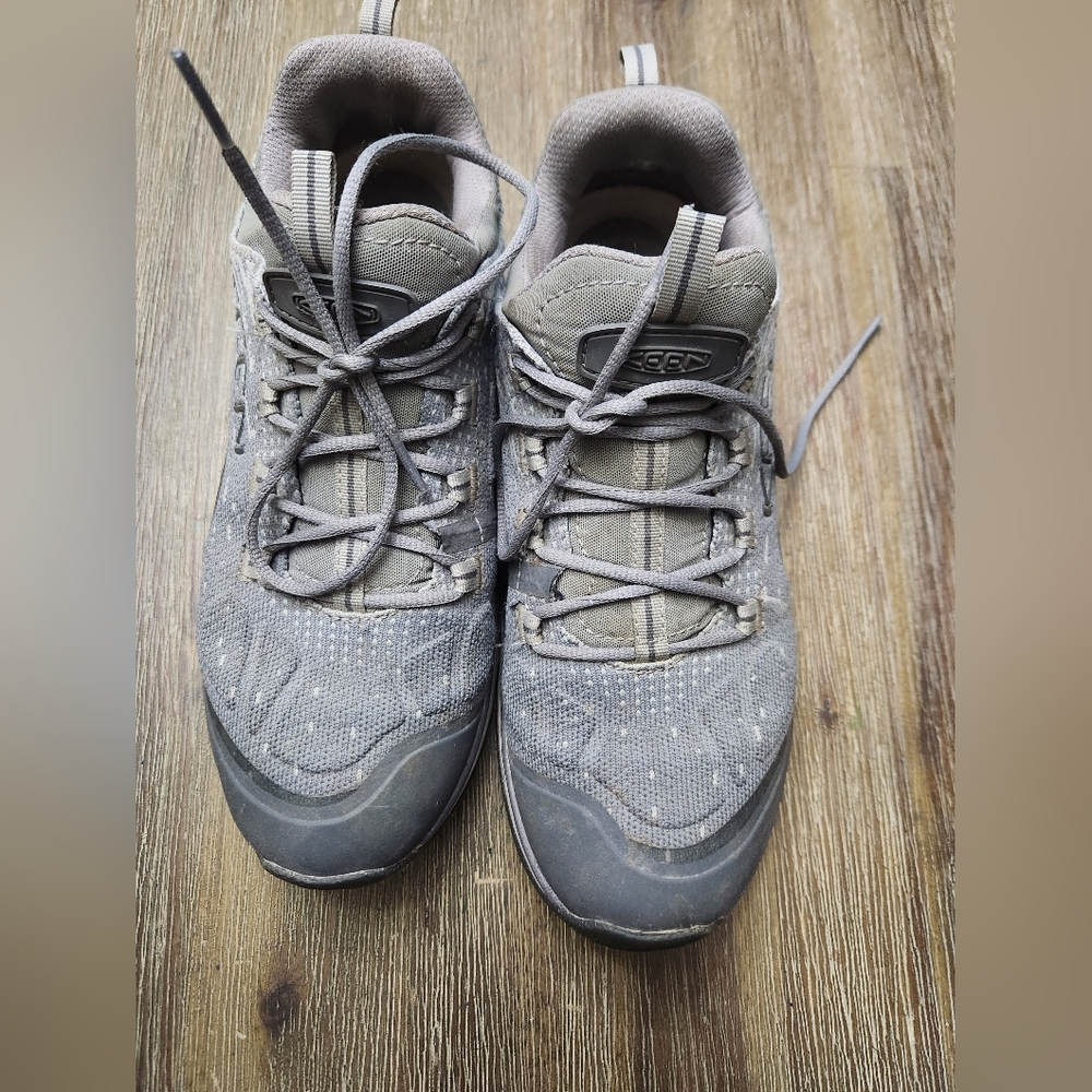 KEEN TerrAdora Evo Outdoor Shoes